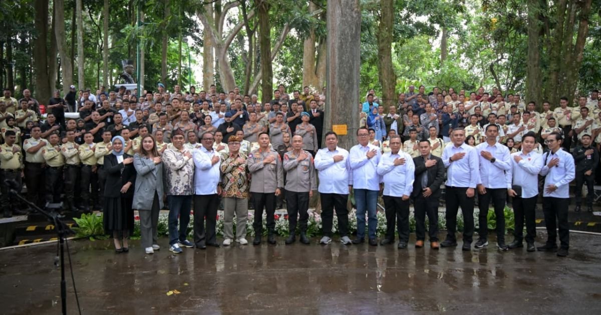 Kapolda Jabar Ajak Satpam Perkuat Sinergi Jaga Keamanan Lingkungan Salam Ngariung Sauyunan Jaga Lembur, Pada HUT Satpam Ke-45