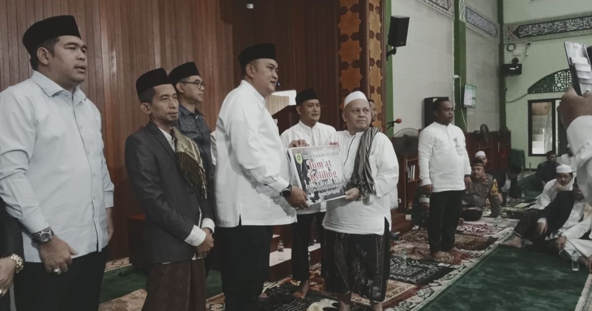 Bupati Bogor Jumling Di Kecamatan Cibinong .