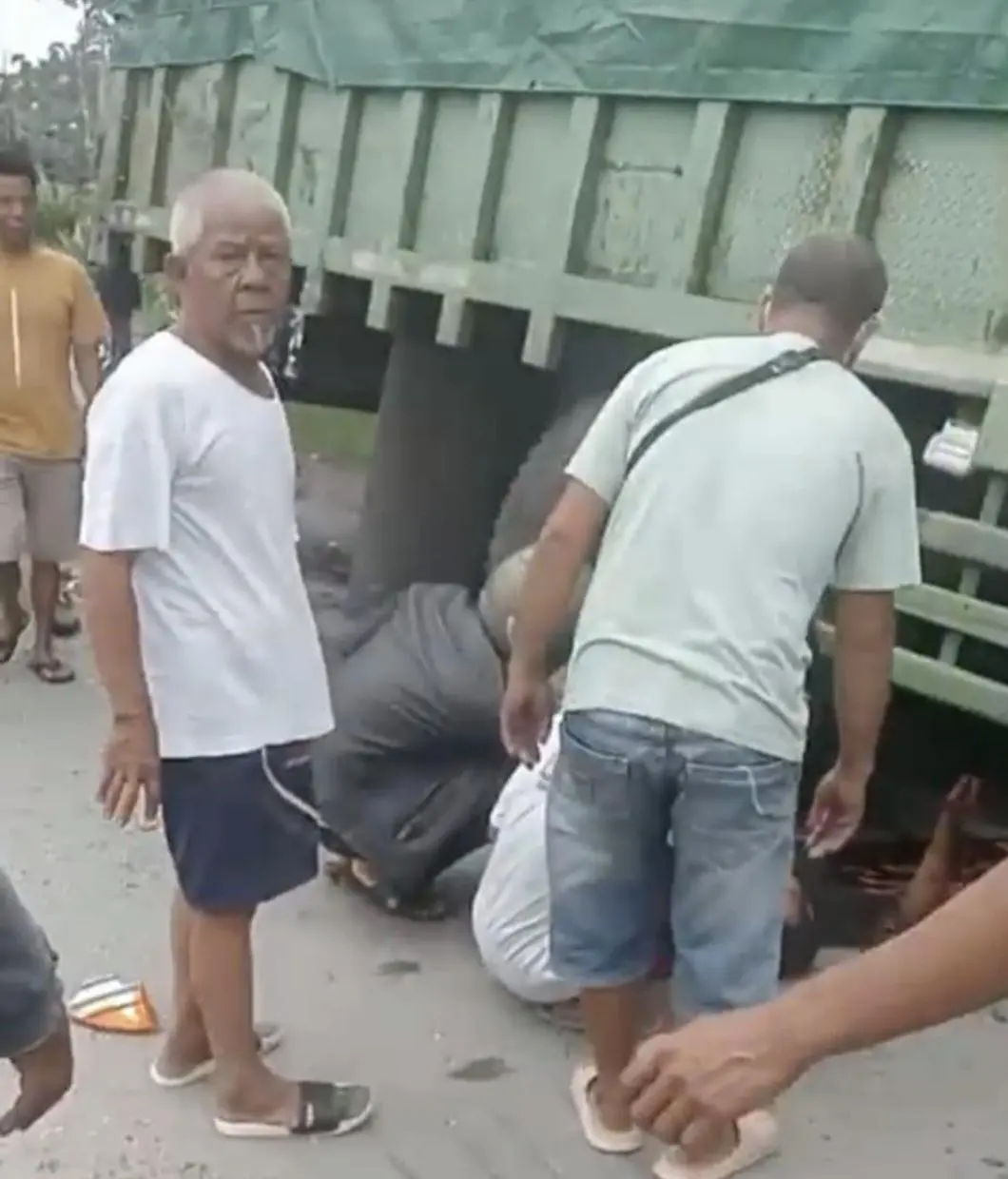 Dua Truk Fuso Alami Kecelakaan di Lampung Selatan, Polda Imbau Cek Kendaraan Secara Berkala.